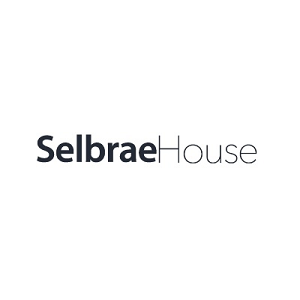 Selbrae House ist ein etabliertes, unabhängiges Familienunternehmen, das eine breite Palette an Qualitätsprodukten anbietet, deren Design und Herstellung in Schottland verwurzelt sind.
